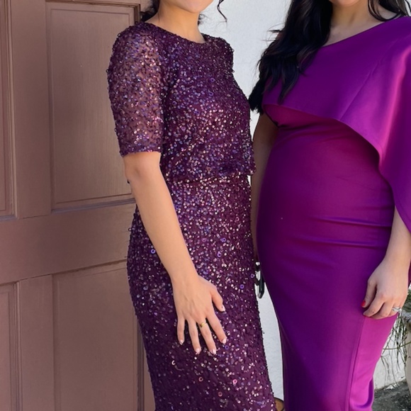 Adrianna Papell Sequined Cap Sleeve Gown - Picture 5 of 5